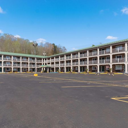 Surestay Hotel By Best Western Summersville Extérieur photo