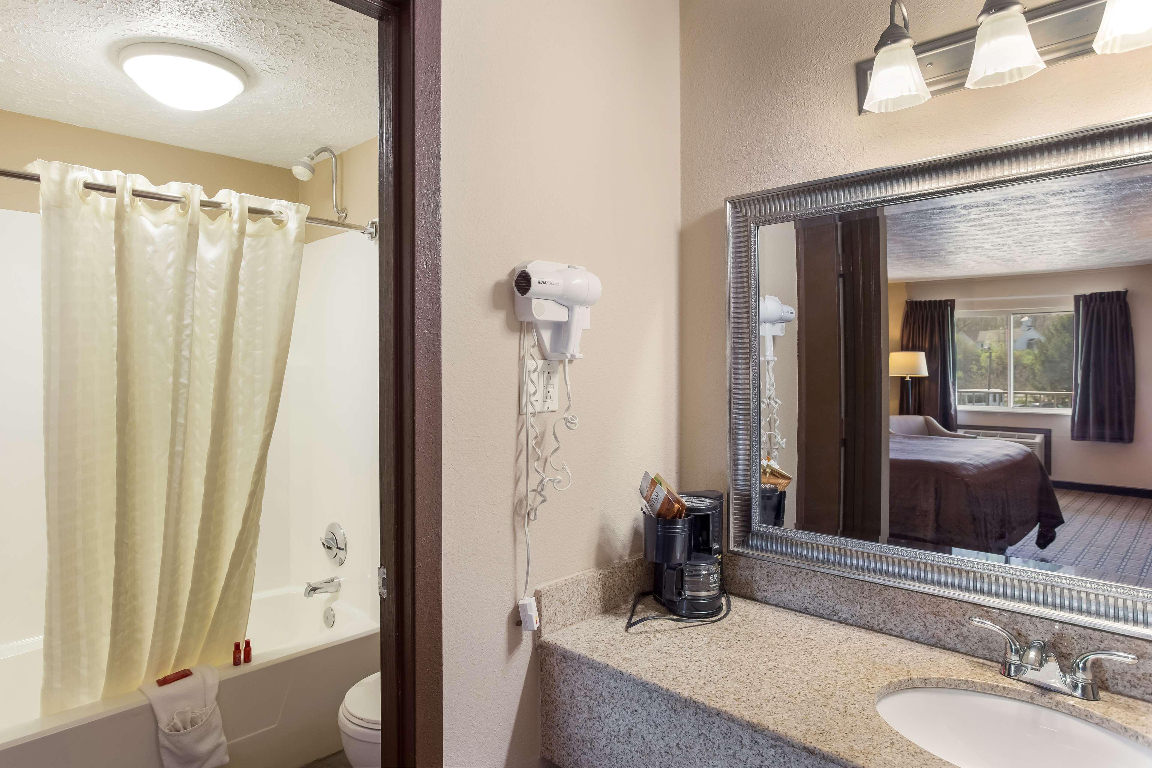 Surestay Hotel By Best Western Summersville Extérieur photo